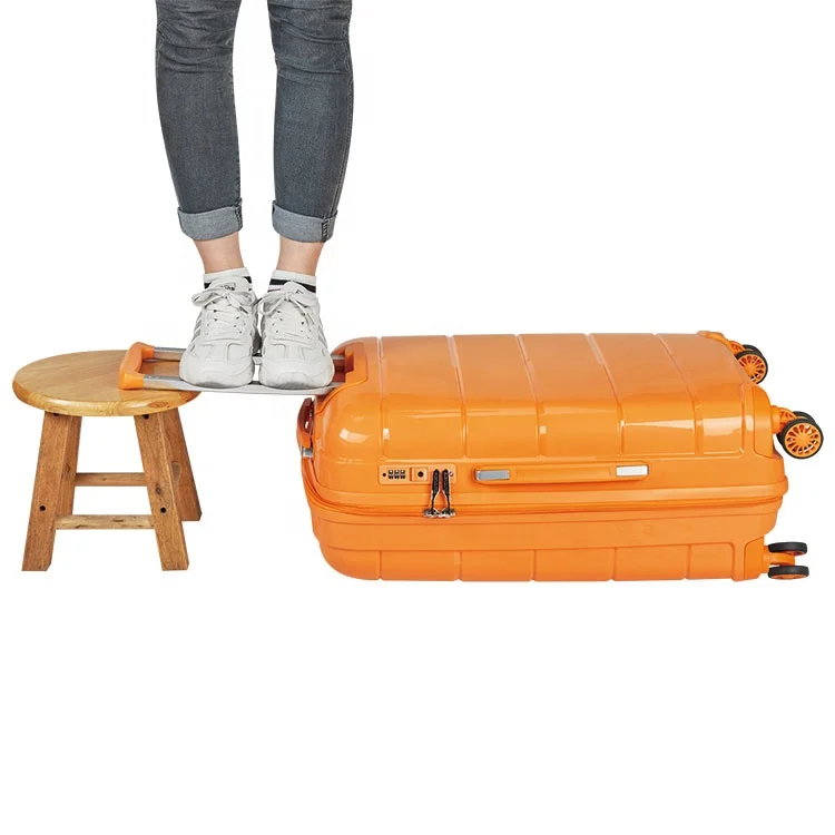 Quality Supplier OEM/ODM Custom 3 pcs 4pcs PP Trolley Bag USB Charge Smart Luggage Set