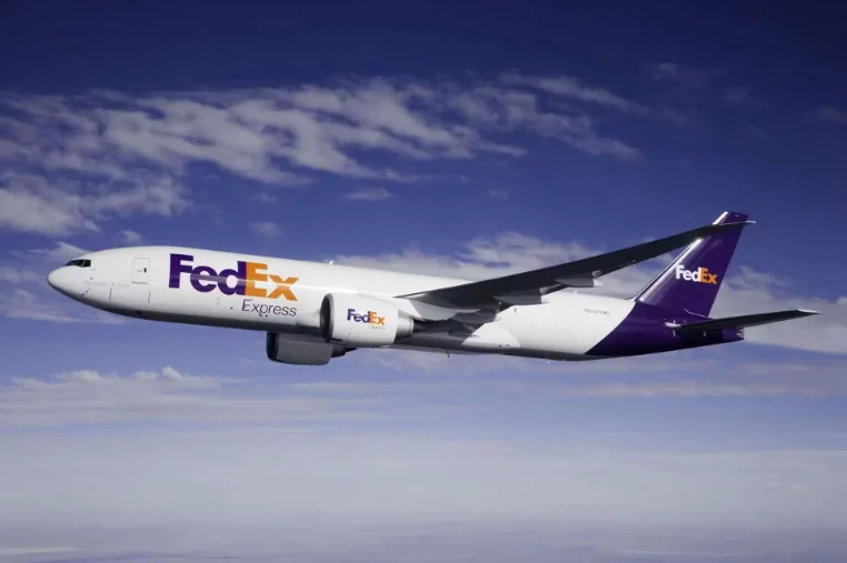 Fast cheap international express DHL/UPS/Fedex/TNT/Sea/Air/Truck/train /to Colombia DDP/DDU/ door to door service