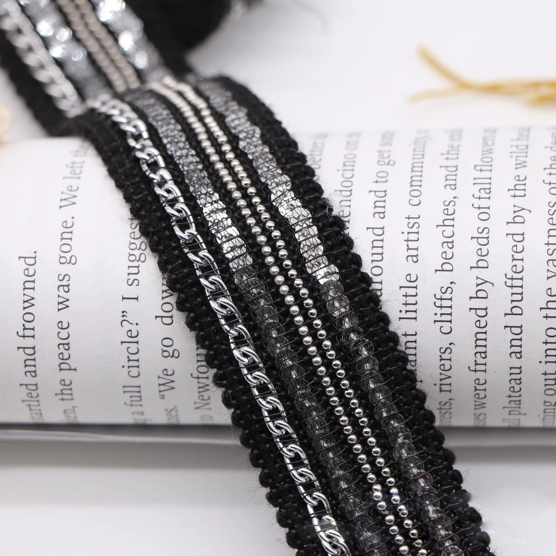 Deepeel LA054 2.5cm DIY Garment Sewing Accessories Home Textiles Decorate Bead Chain Weave Sequin Lace