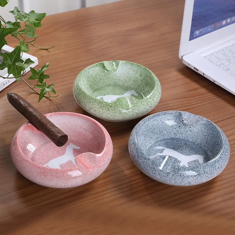 Бесплатный образец Лидер продаж 2 слота глянцевая керамическая пепельница в современном стиле красочные прочные бездымные Бытовые аксессуары для курения