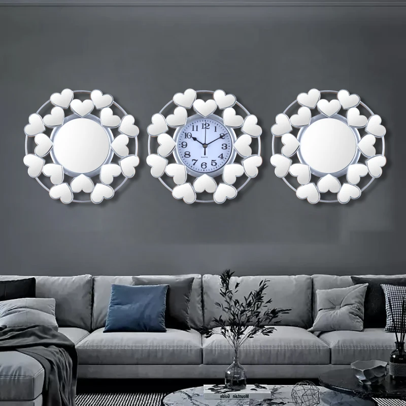 Light luxury decorative mirror wall threedimensional wall hanging clock living room wall decoration model room decorative clock