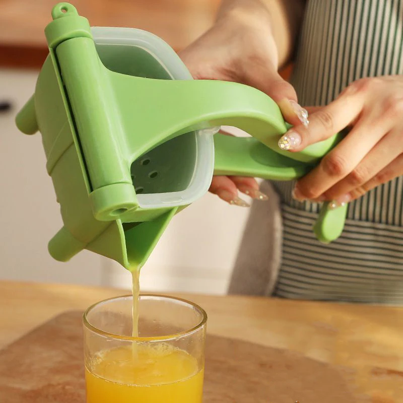 Fruit Lemon Small Juicer Manual Handheld Non-electric Juicer Plastic Lemon Squeezer Multifunctional Juicer