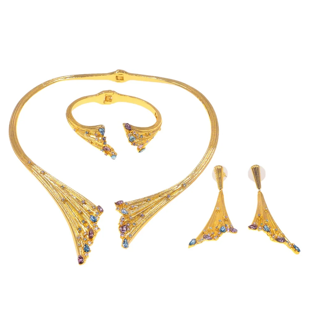 4 Piece Fashion Women Jewelry Sets Luxury African Dubai 18K Gold Plated Jewelry Accessories Factory Price Crystal Necklace Sets