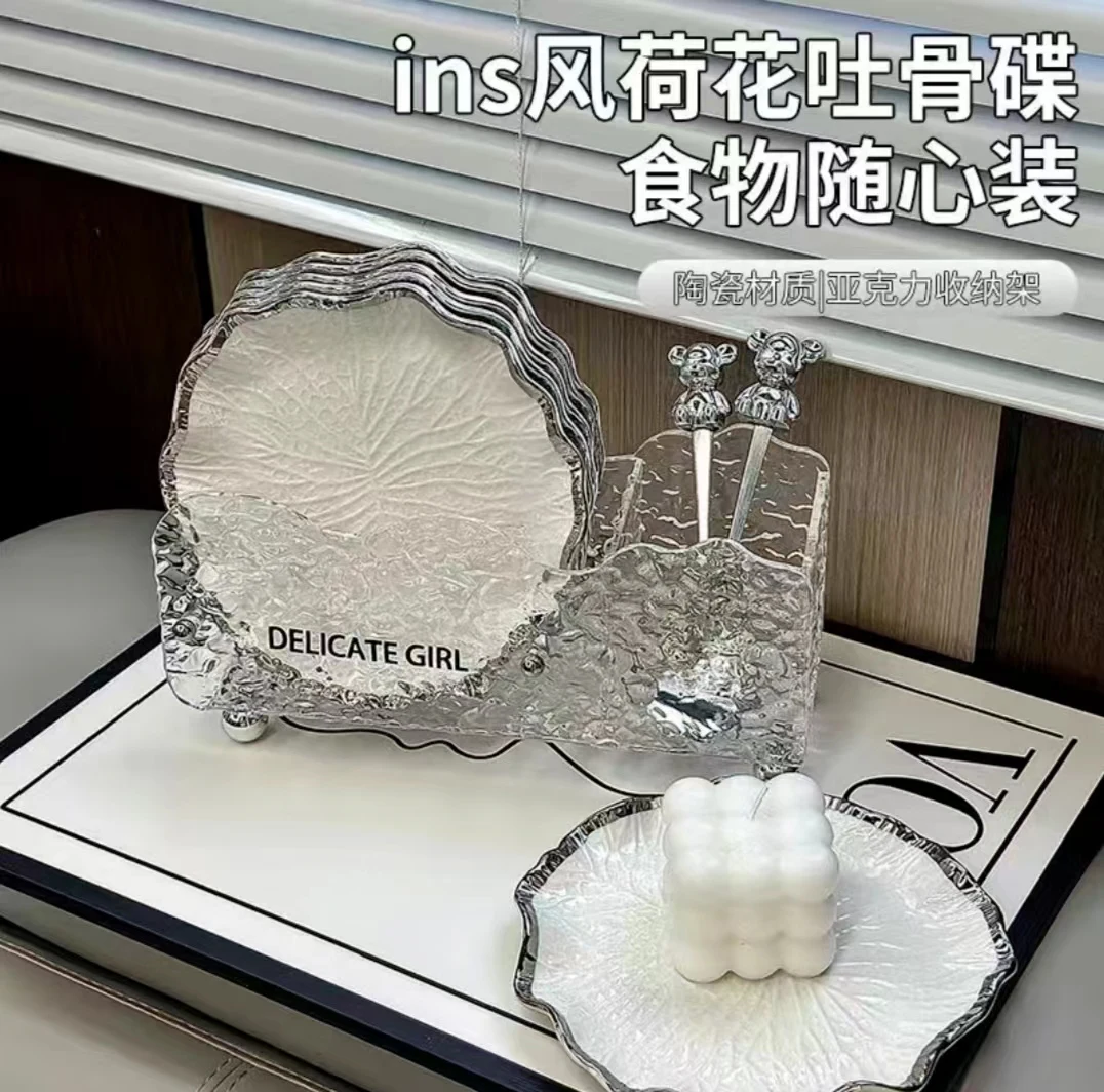 Nordic Style Multi-Function Disc Cartoon Design Cartoon Style Ceramic Plate Dish Sustainable Plastic Material for Food Usage