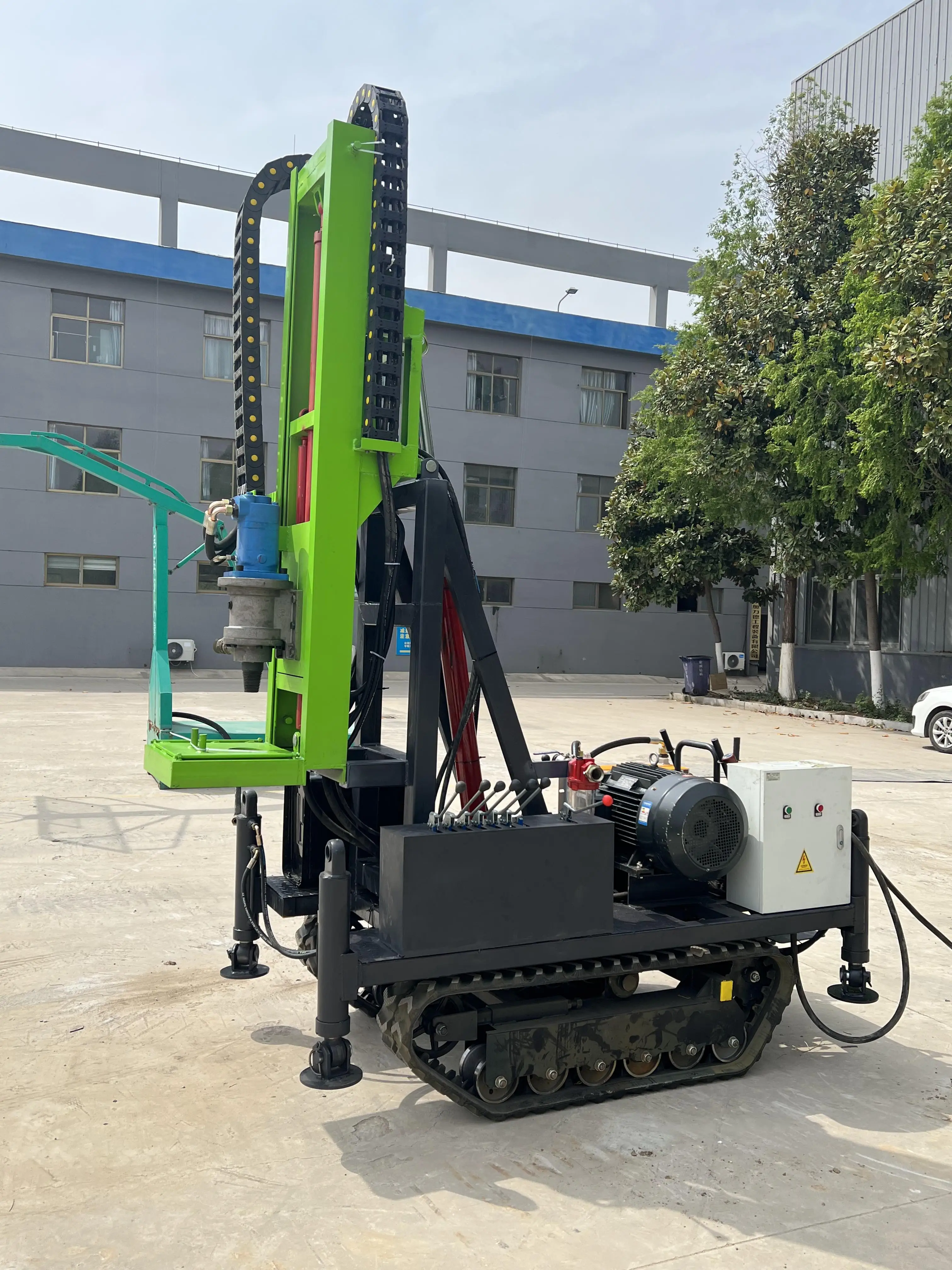 High Adaptability  Crawler Drilling Rig Easy to Operate Factory Wholesale Drilling Machine