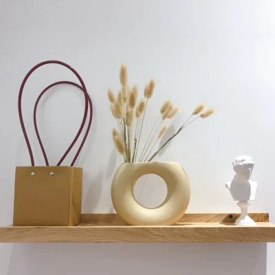 Merlin nordic white table vase small Folded vase Modern wrinkly black home pieces living room decoration with porcelain vase