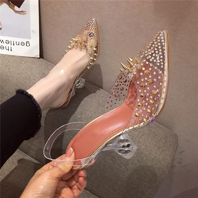 
Hot Sale New Gold Silver PVC Transparent Rivet Diamond Pumps Sandals Perspex Heel Pointed Toe Crystal Silver Wedding Pumps 
