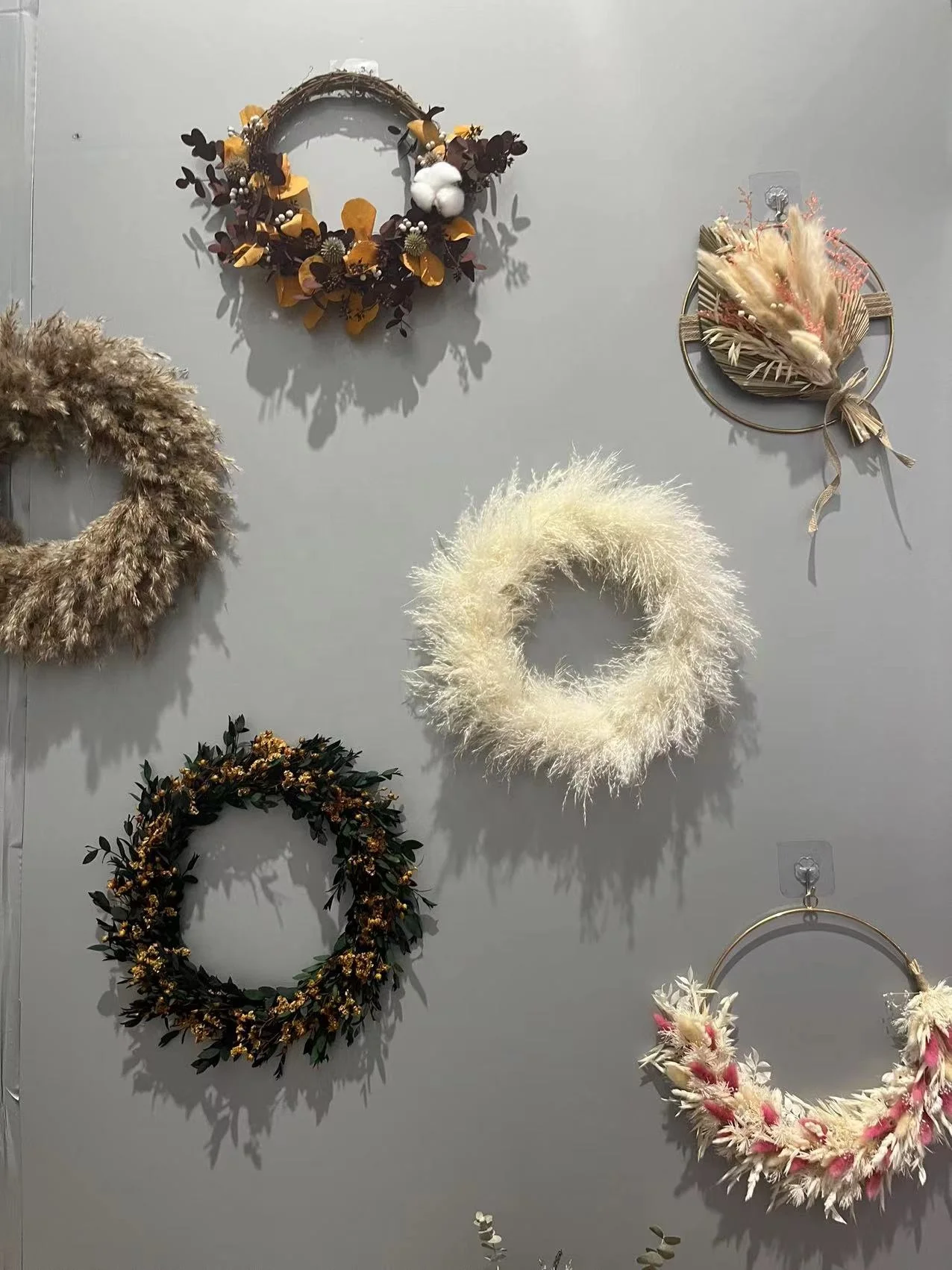 M463 Wreath Making Supplies Rustic Boho Wall Wreath Cotton Pampas Lemon Round Dried Flower Wreath For Wall Decor Wedding