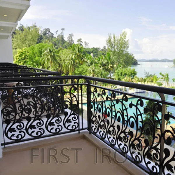 China professional custom supplier wrought iron black balcony railings for exterior