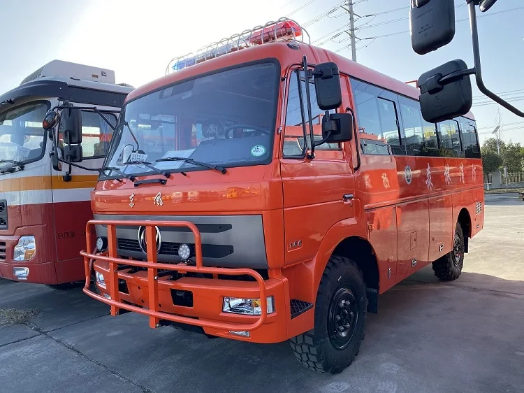 Туризм 4x4 внедорожные 19 кожаных сидений 6700x2320x2800 мм передний дизельный двигатель euro 3 ручной A/C ABS MP3 автобусы