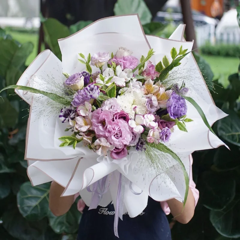 
New design Golden edge Flower wrapping paper waterproof florist plastic wrapping paper for flower 