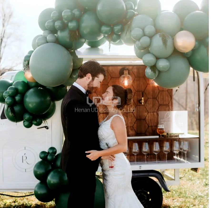 Customized tricycle food truck coffee  food truck mobile food kiosk catering trailer