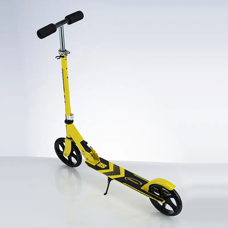 Foldable Kick Scooter Stand Kick Scooter for Teens and Adults with Alloy Deck and Smooth Gliding Wheels
