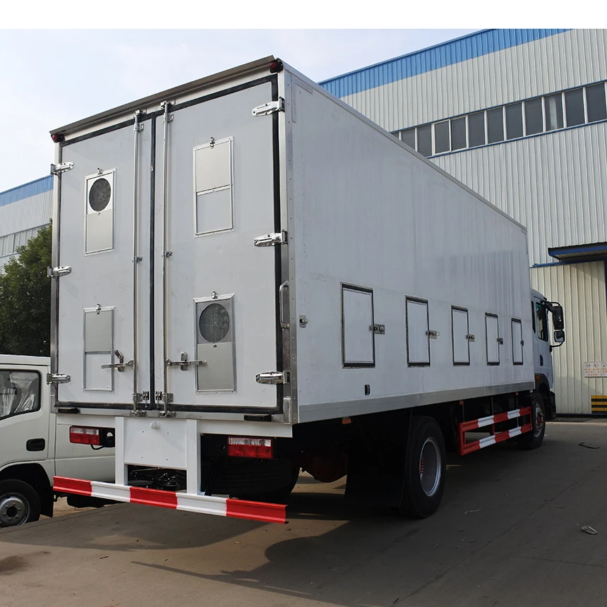 Высокопроизводительный Dongfeng 4x2 РЕФРИЖЕРАТОРНЫЙ грузовик для перевозки птицеводческих