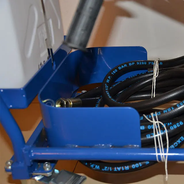 Hot Selling Asphalt Concrete Road Emulsified spraying machine Road Maintenance Machine FND-RP160