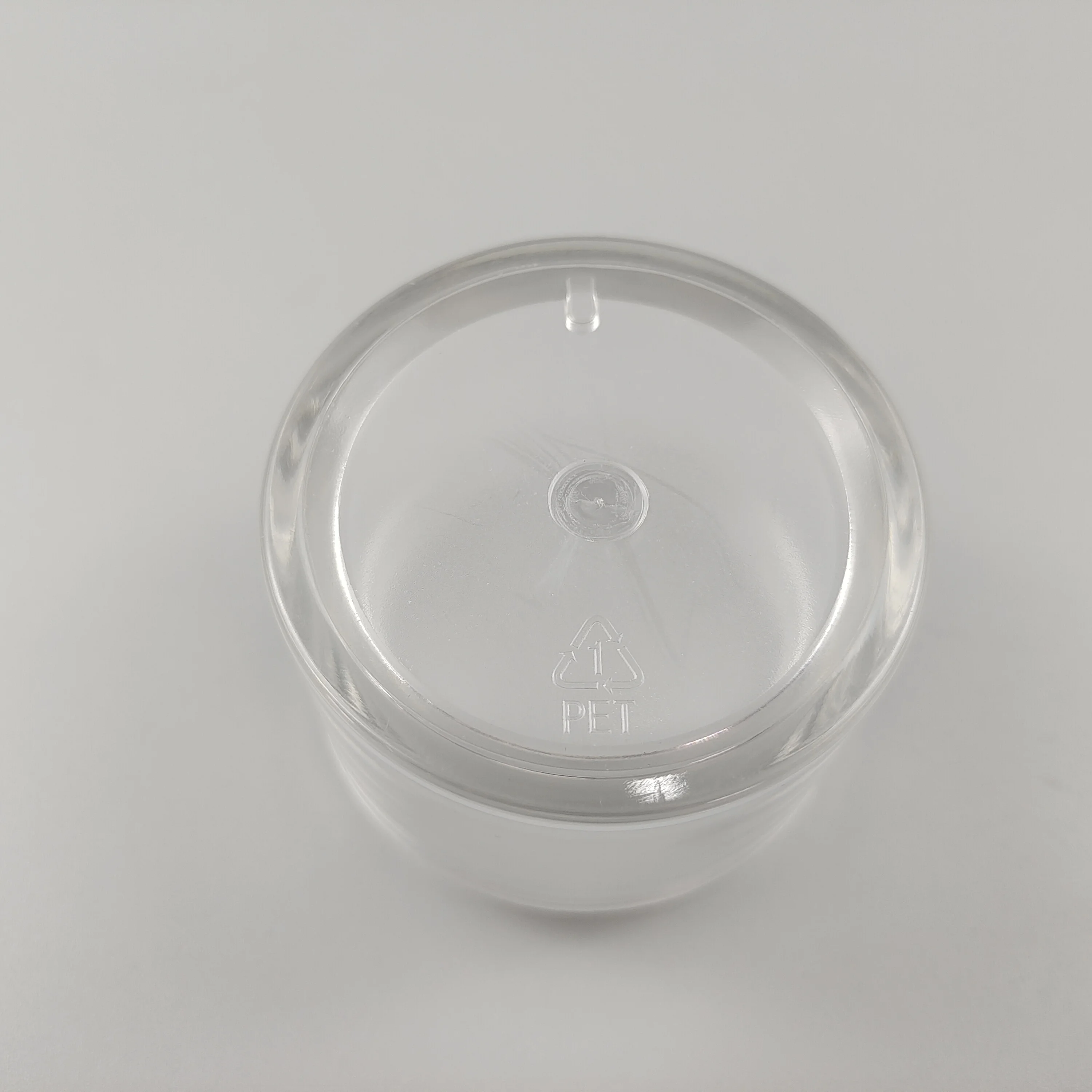 Customized plastic cans for environmentally friendly and reusable fillers wide mouth empty cosmetic containers, plastic cans