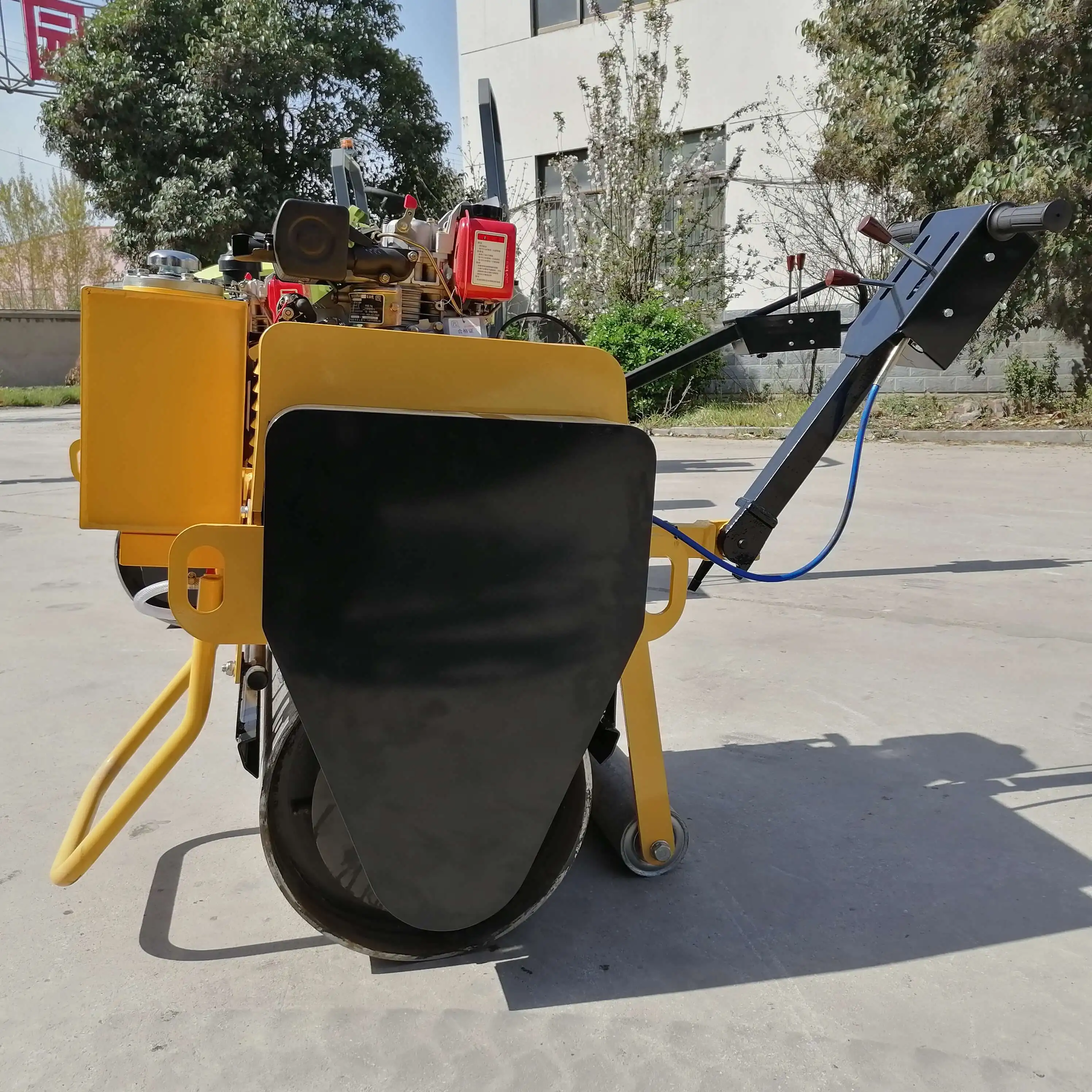 Portable 0.33 Ton 1Ton 1.5 Ton 2 Ton Ride On Tandem Small Compactor Two Wheel Vibrating Drum Road Roller