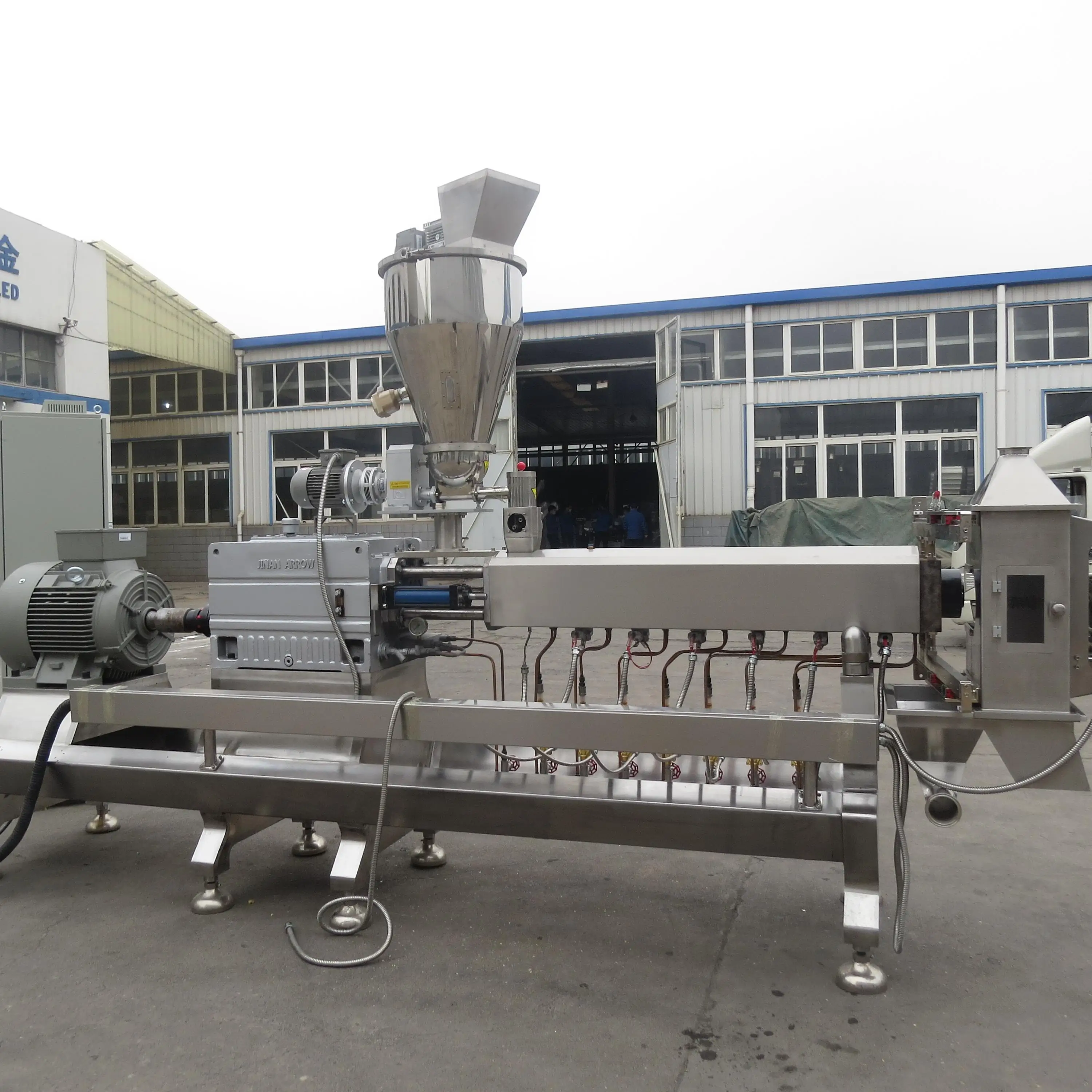 China Manufacturer of Dry Pet/Dog/Fish Food Making Machine