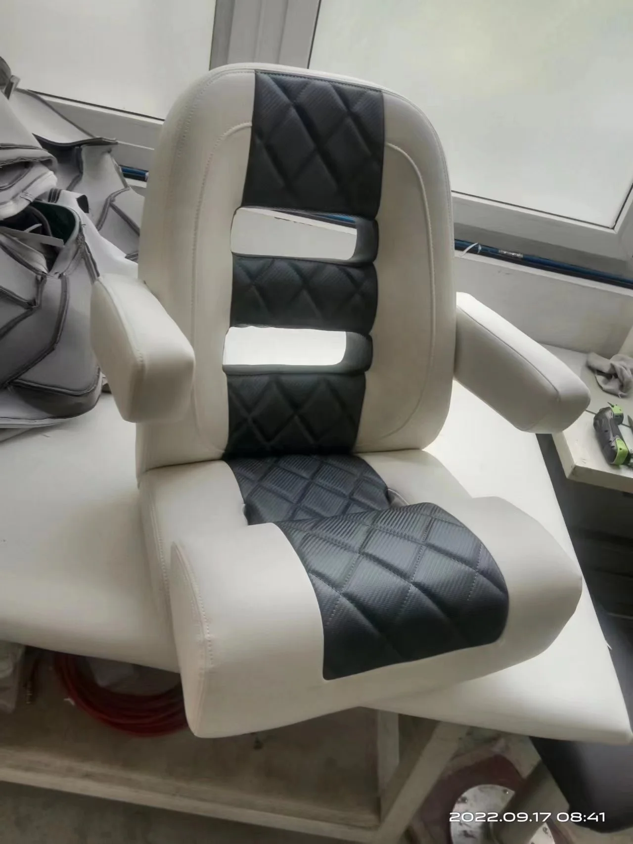 Custom Deluxe Boat Fold Up Seat
