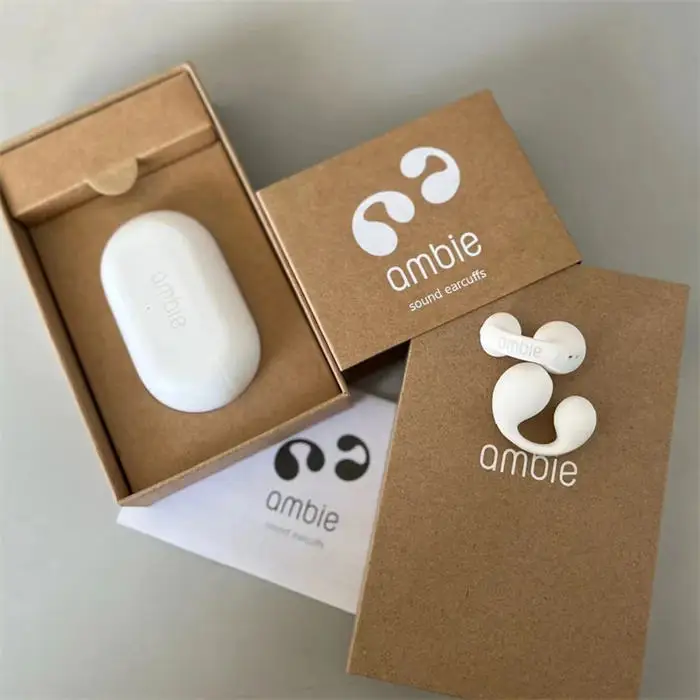 Bone conduction wireless earphones are painless and do not enter the ear, with an ultra long endurance earclip earphone