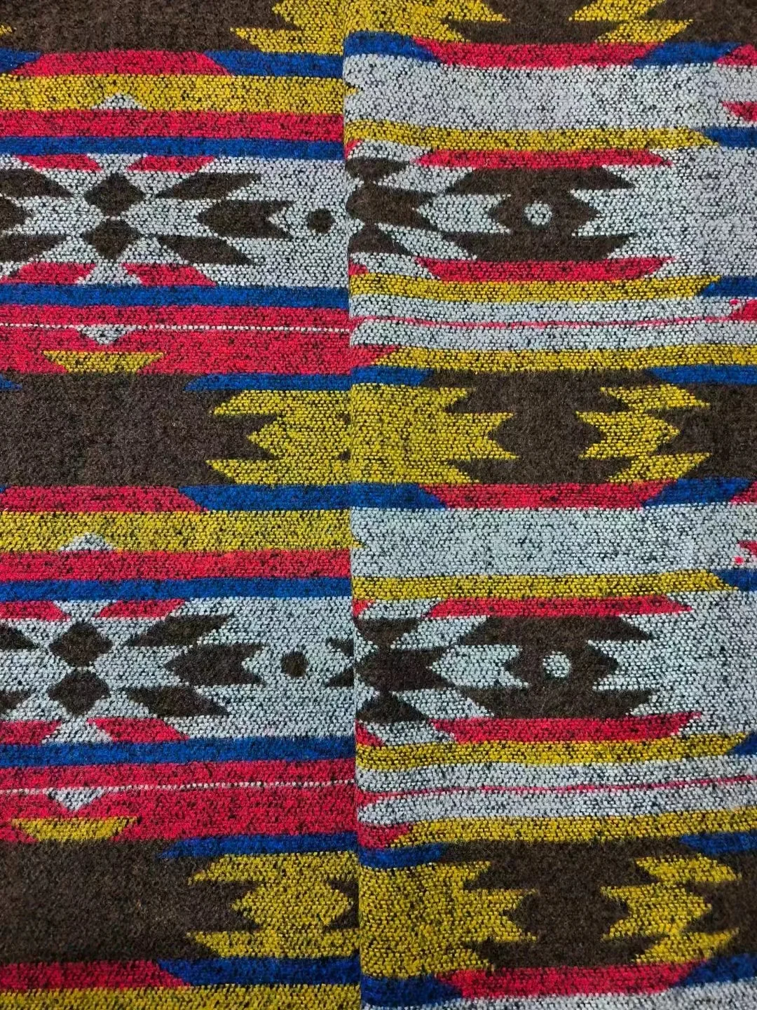 Wholesale price customized Southwest style aztec pattern poyester/wool jacquard fabric