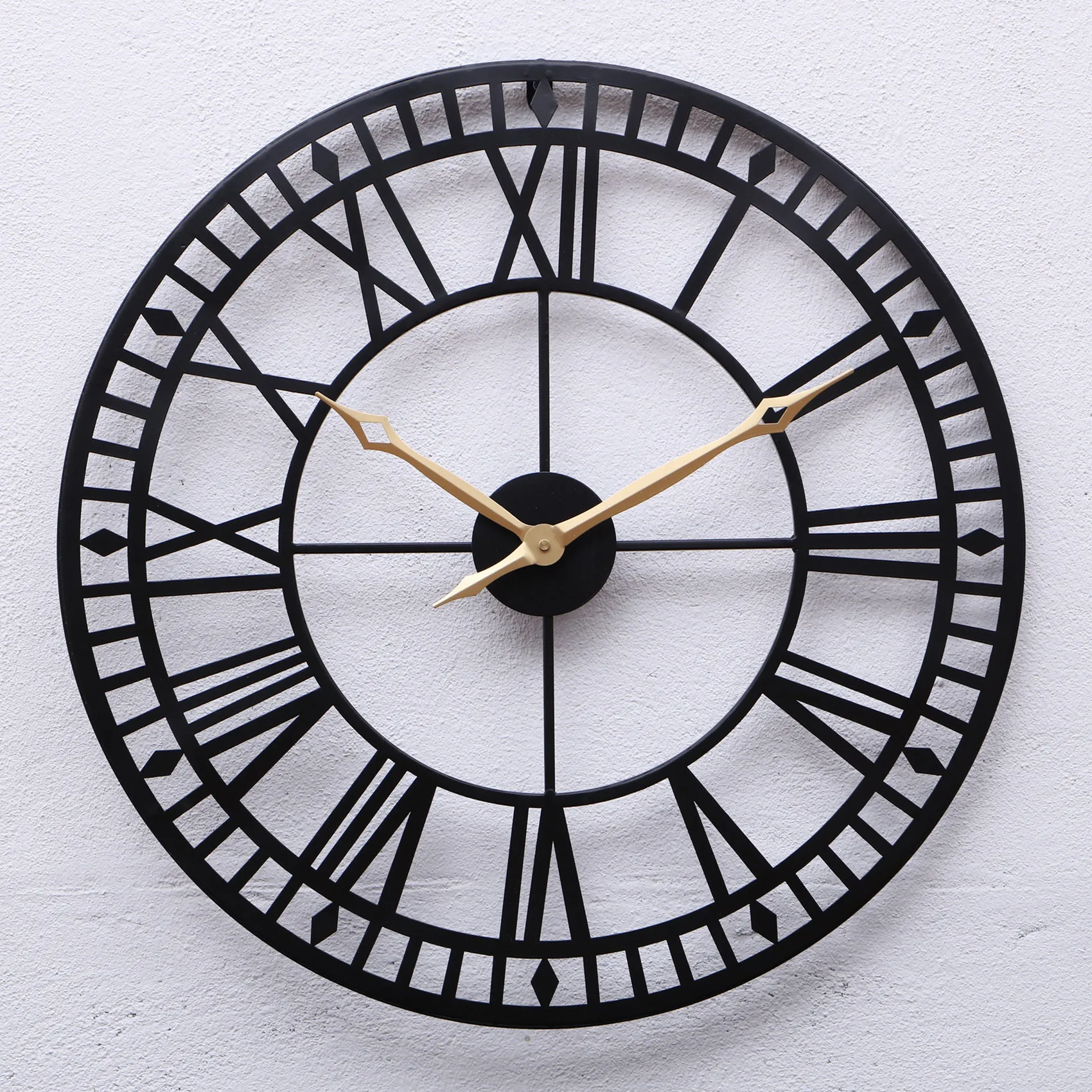 
The most Classic Vintage Round Metal Iron Roman Numerals farmhouse Wall Clock Home Decoration 