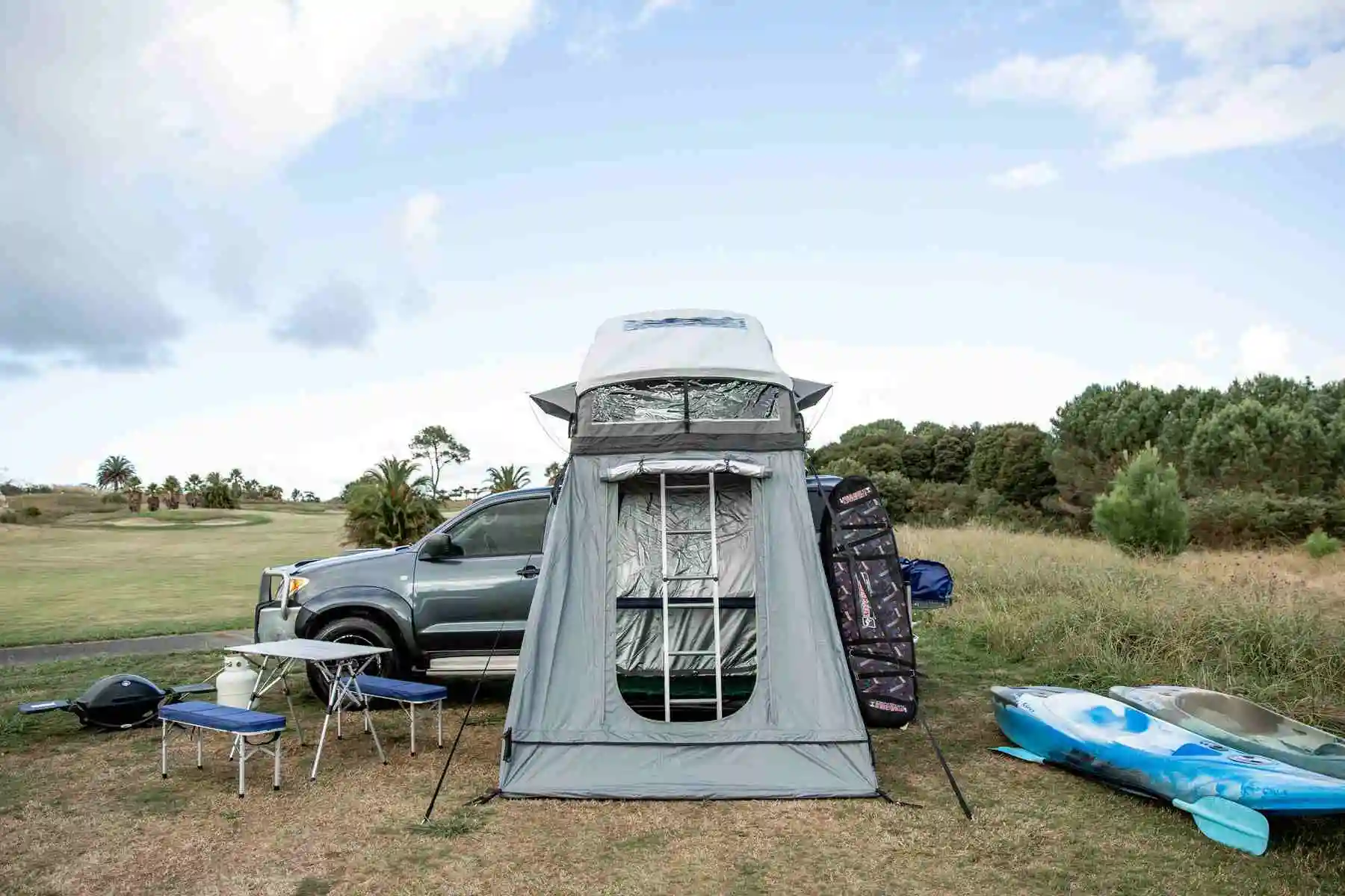 High Quality Aluminum Camper Trailer Car Outdoor Camping Roof Top Tent For Suv Car Roof