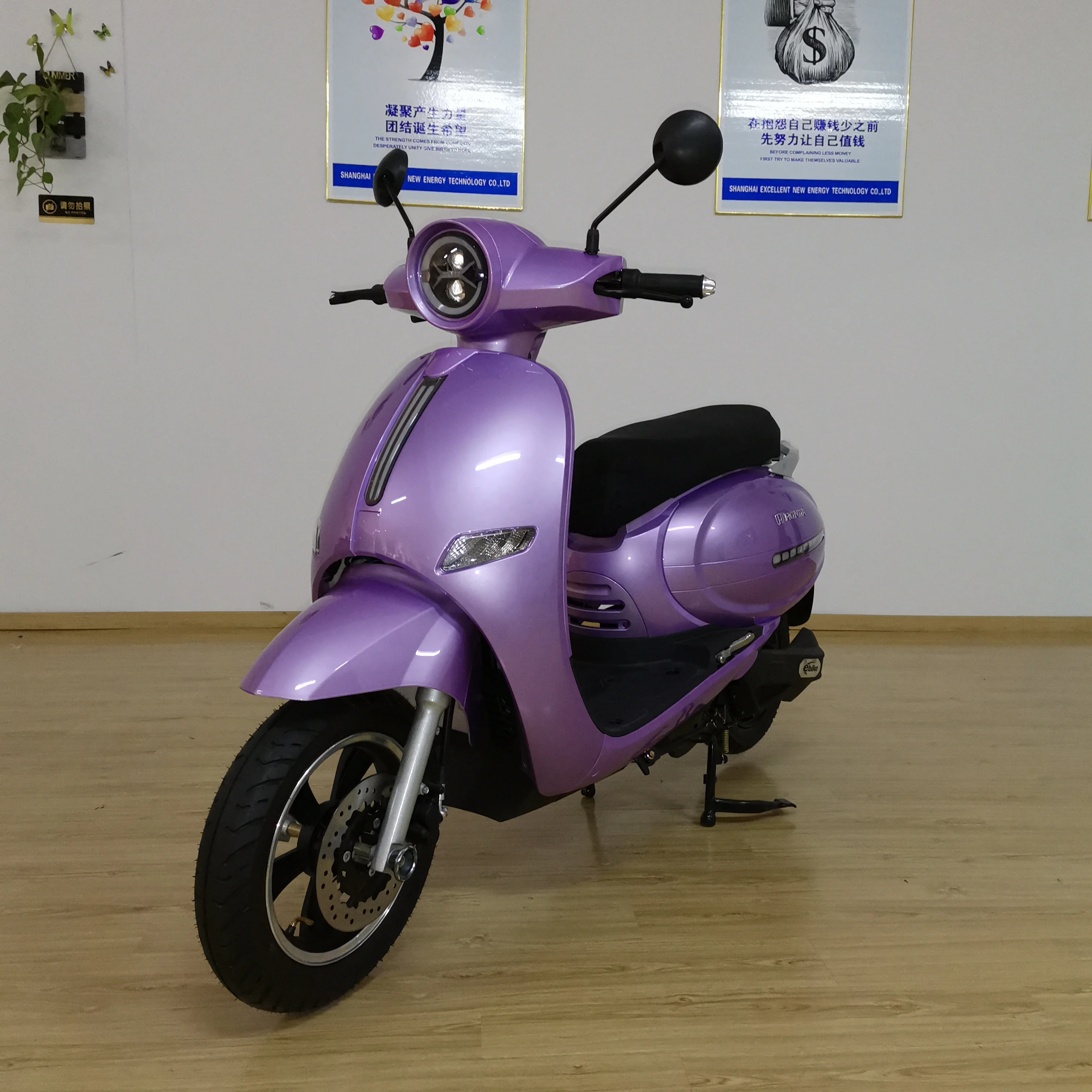 Европейская модель электрического мотоцикла в ckd по хорошей