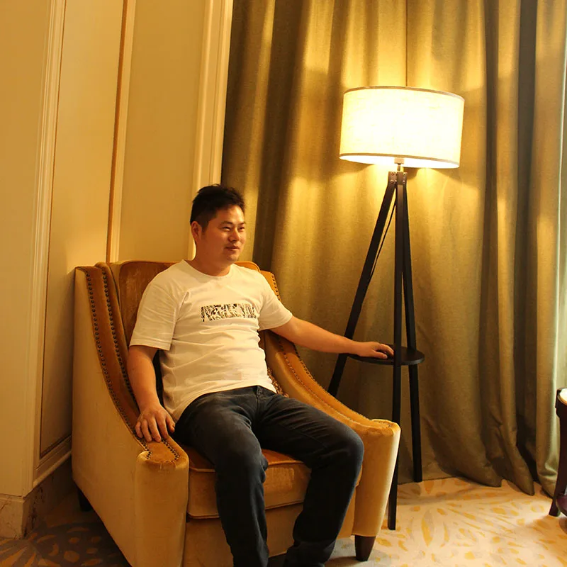 
Modern Fabric Shade Metal Floor Lamp For Hotel 