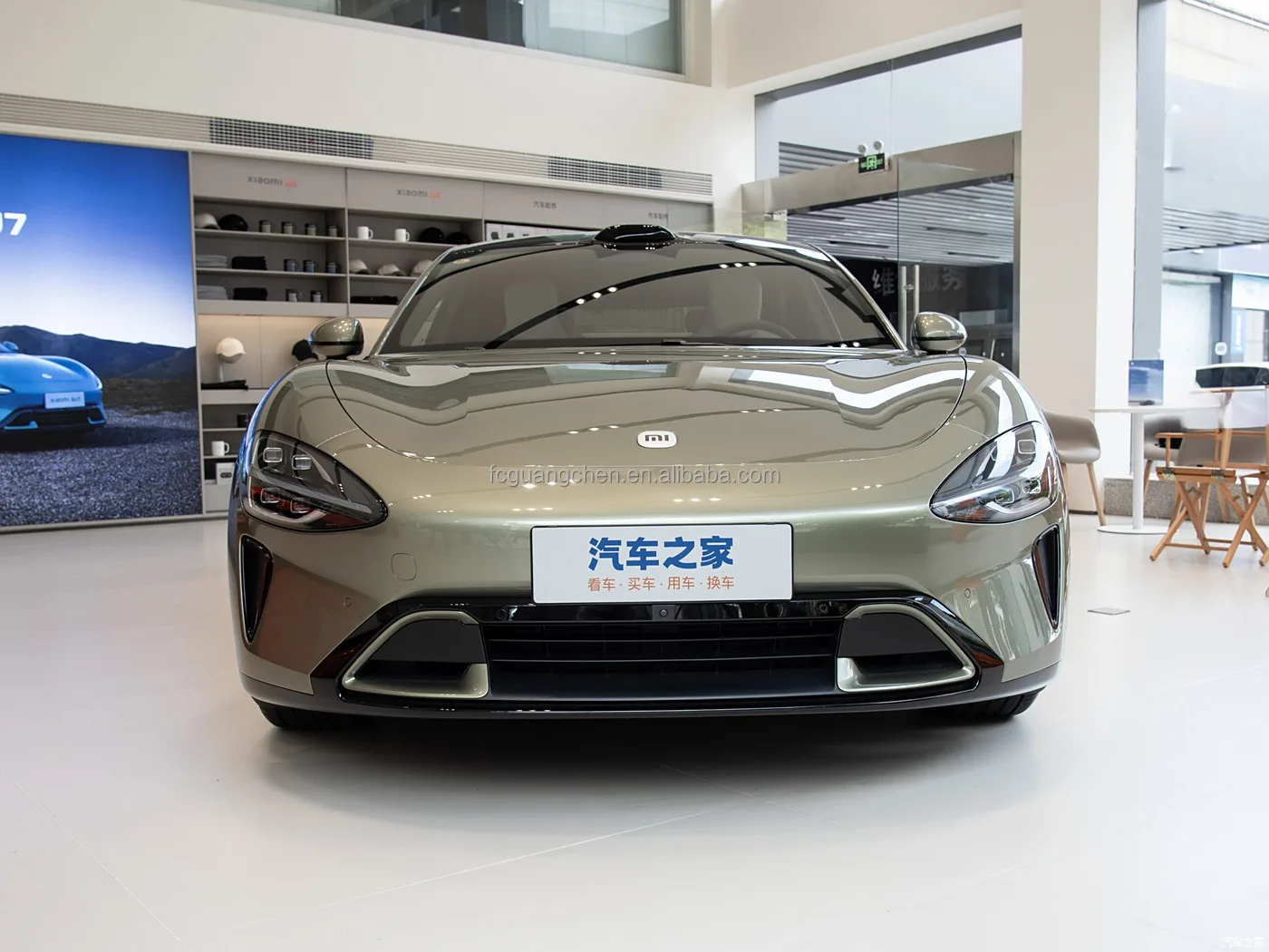 SU7  Luxury 5-Seater Electric Sedan Turbo Engine Automatic Gearbox Light Accelerates 0 100 Kilometers 2.78 Seconds