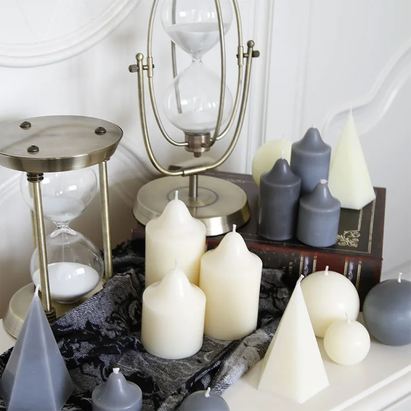 Hot Selling Eco-Friendly Plant-Based Soy Wax Ivory Pillar Candles Smokeless Scented Pillar Candles For Wedding Decoration Party