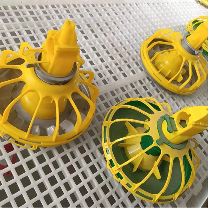 Broiler Chicken Farm Nipple Drinker Animal Drinking System Pan Feeder Main Feed Line for Poultry Husbandry