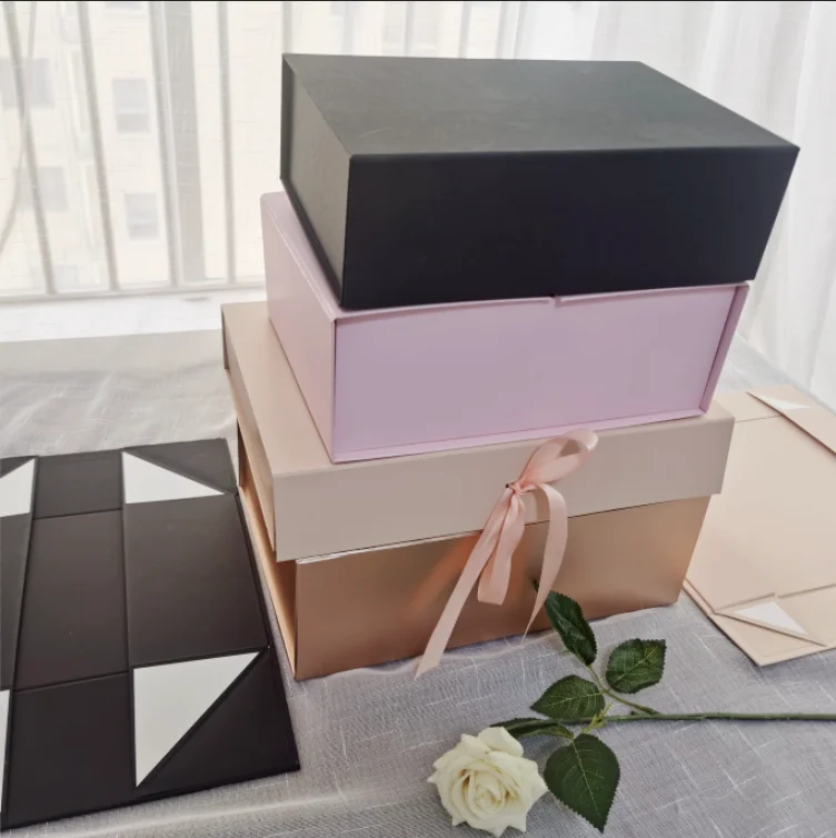 luxury custom magnet magnetic black folding boxes gift packaging with ribbon lid handle