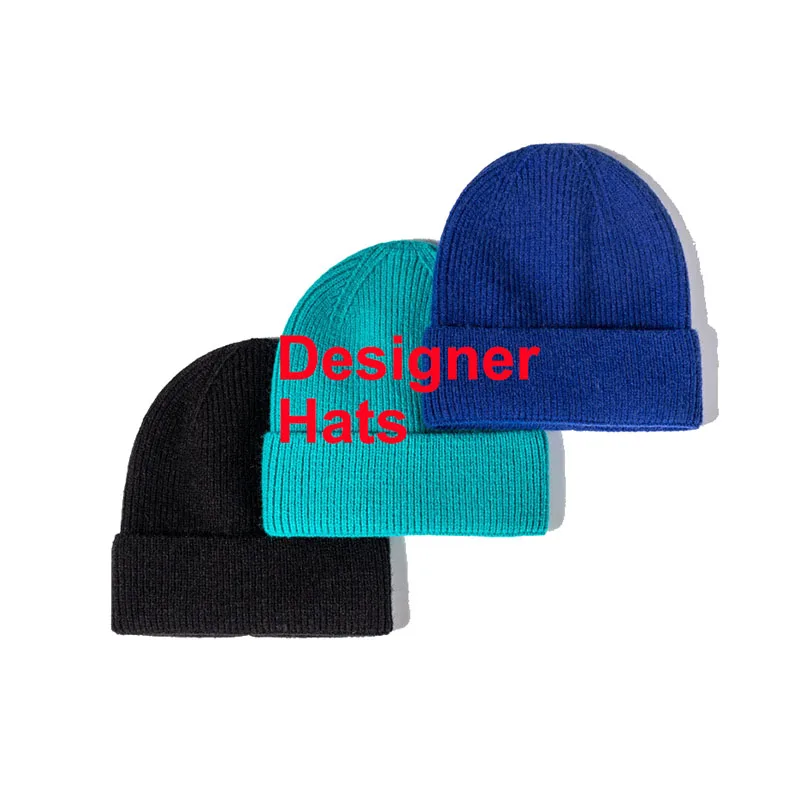 Женская вязаная шапка