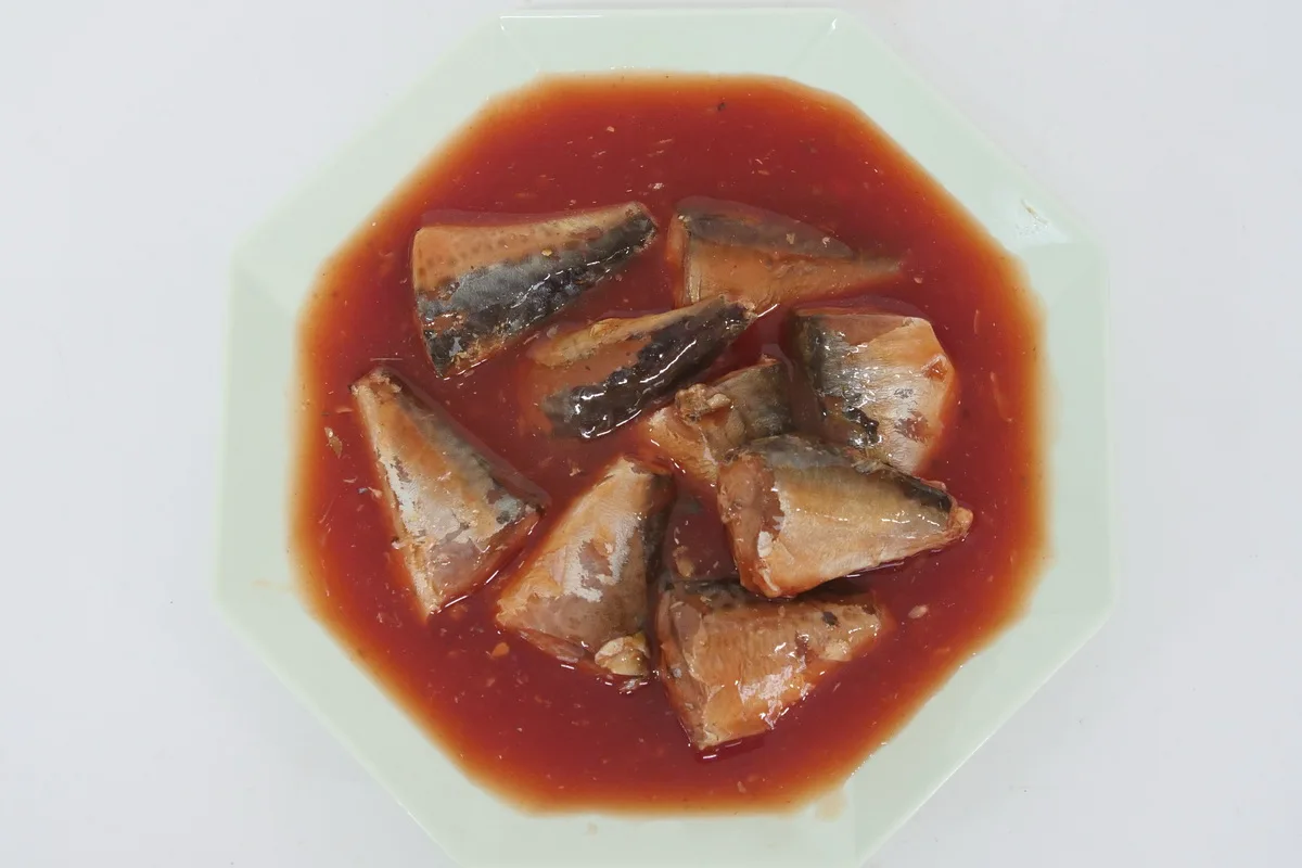 quality can fish canned mackerel fish in brine 425g