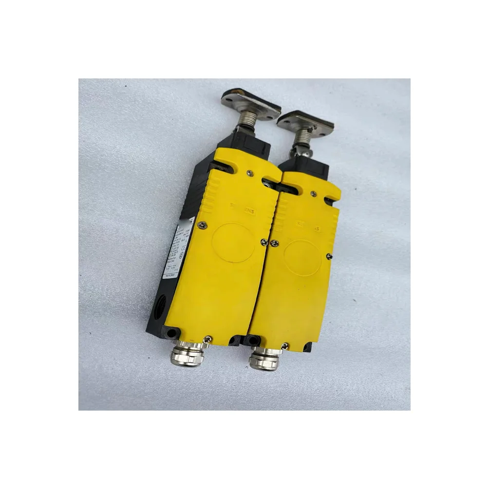 NEW and ORIGINAL SIE-MENS 	3SU1 Button indicator 	3SU1000-0DB10-0AA0-ZY11