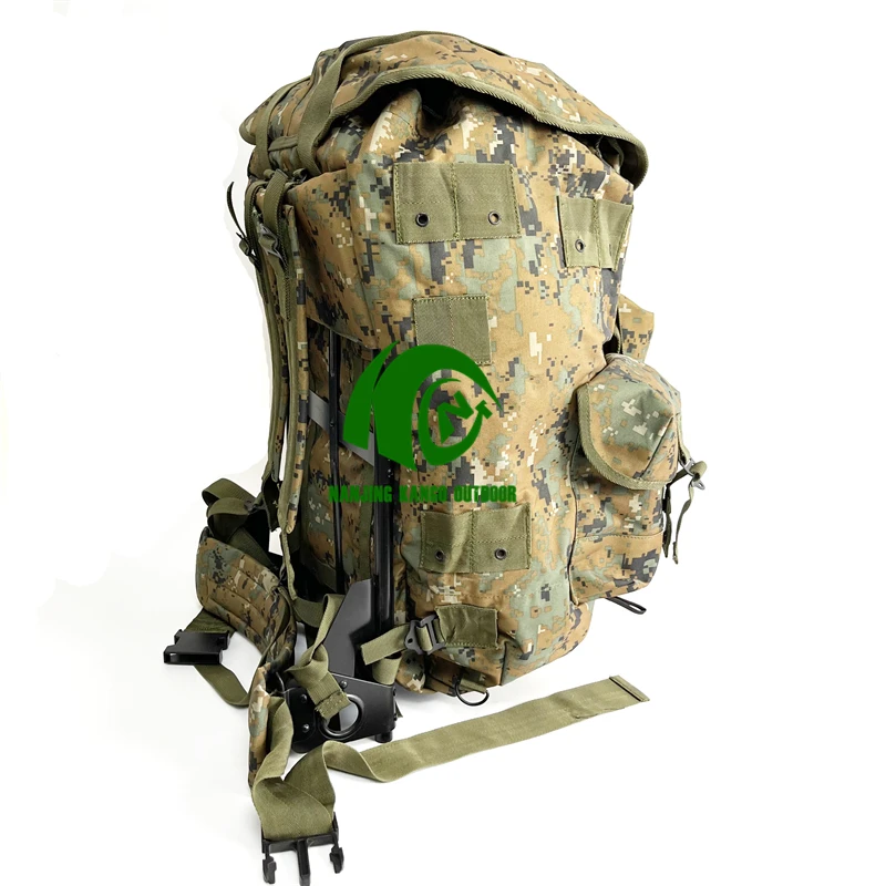 Large capacity Camo Tactical Backpack Outdoor hiking backpack Waterproof travel backpack