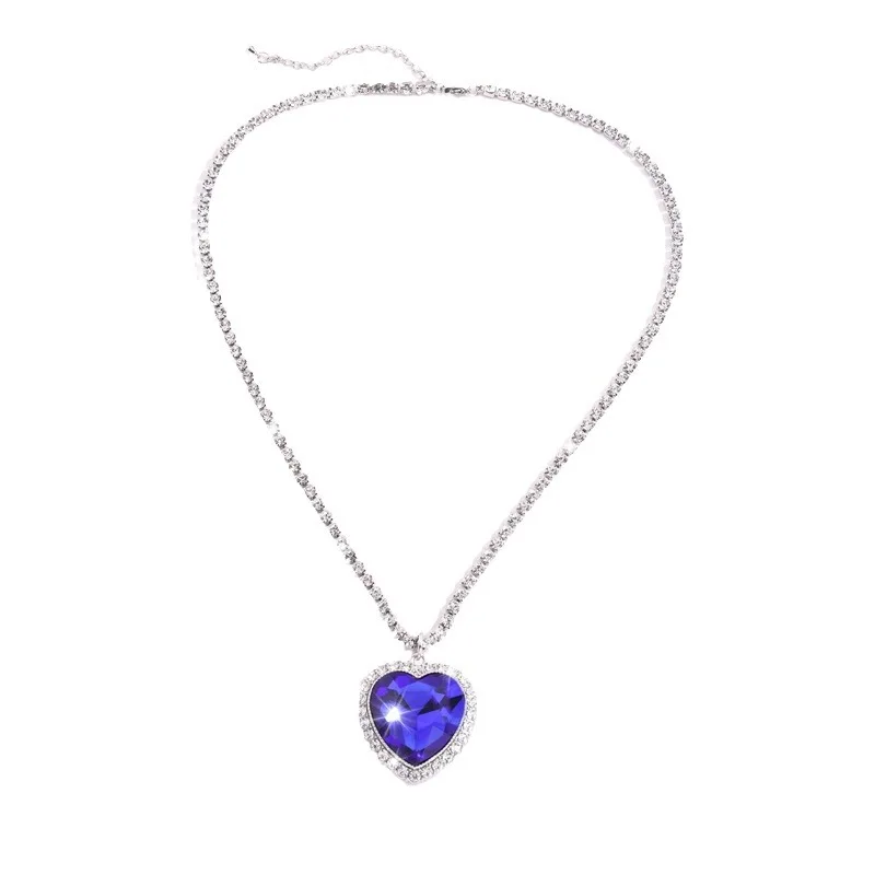 Girls versatile, high-end, ocean heart, fashionable, light luxury style, temperament necklace