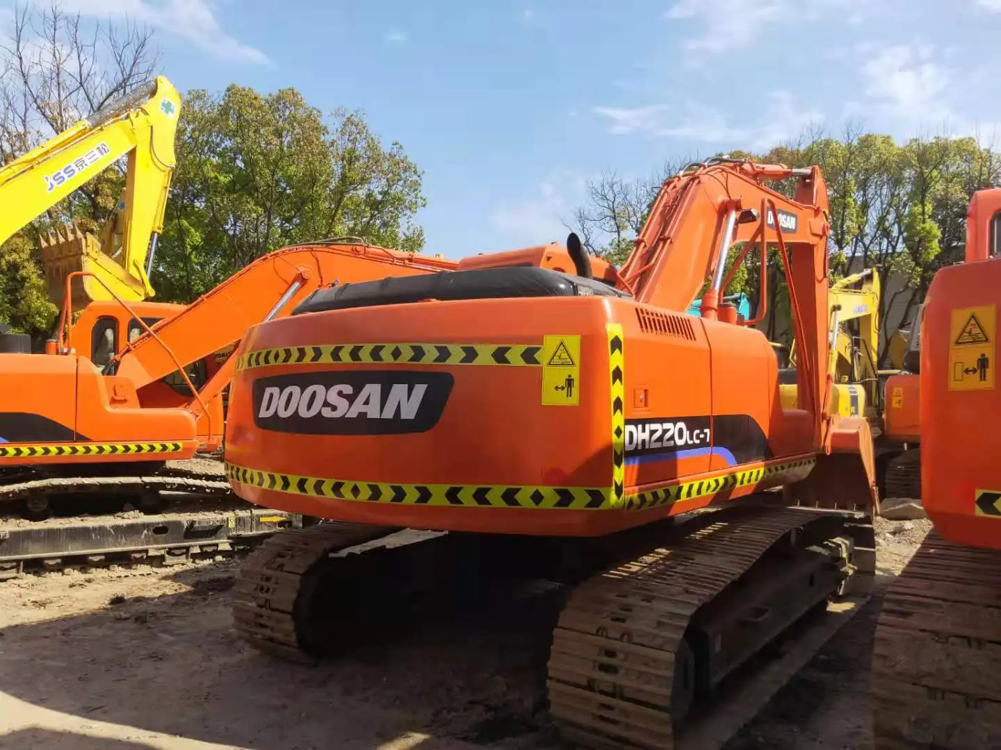 Doosan DH220LC-7 Used Excavator, DAEWOO DH220-7 DH210 DH225 Excavator 2015 2016