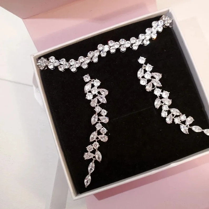 New Flower Bridal Cubic Zircon Chandelier Earring Long Bridal Rose Gold Wedding Earrings Women Crystal Leaf Dangle Drop Jewelry