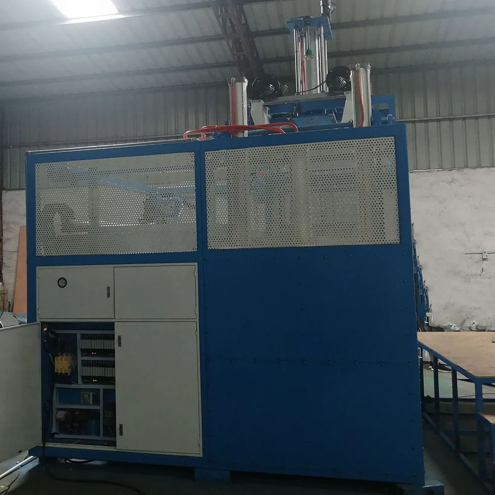 Vacuum forming machine manufacturer making chocolate storage tray for thick sheet