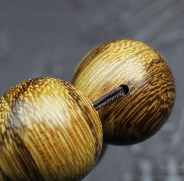 
Vietnam Huang Qi Nanmu Hand String Old Material Buddha Beads Lovers Bracelet Play Yellow Flowers Rosary Jewelry Wholesale 