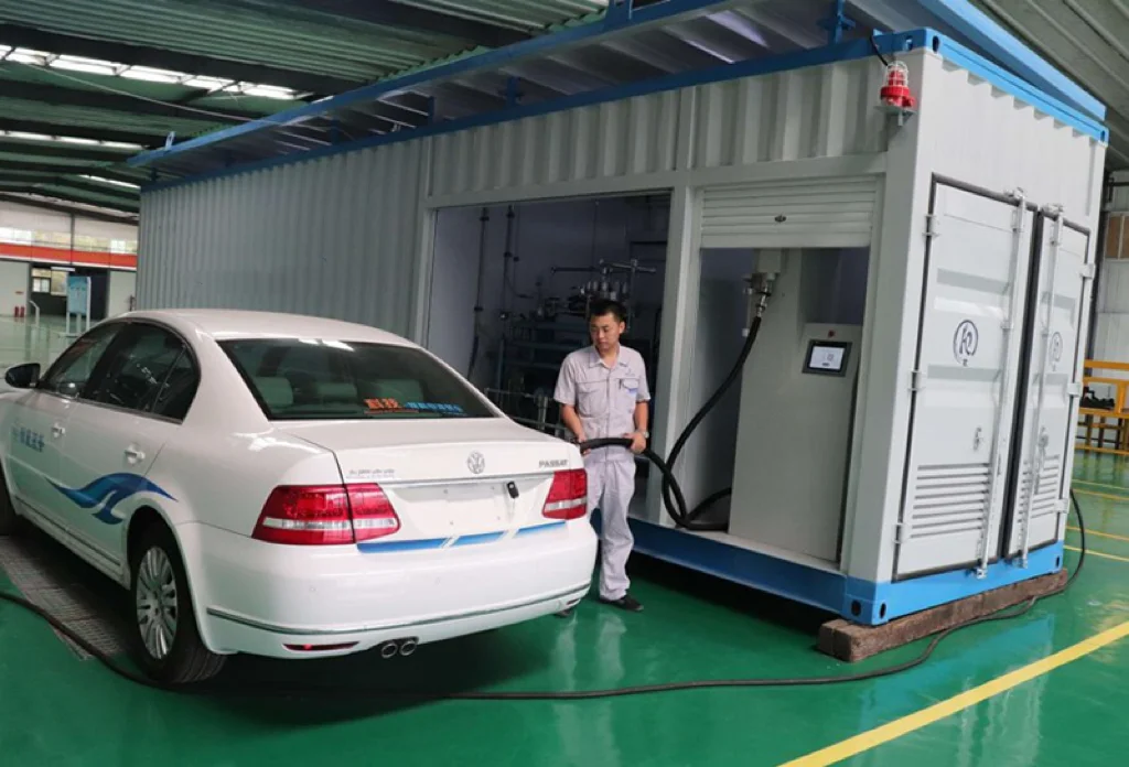 40FT container fuel station mobile containerized fuel fuel dispenser for petrol station