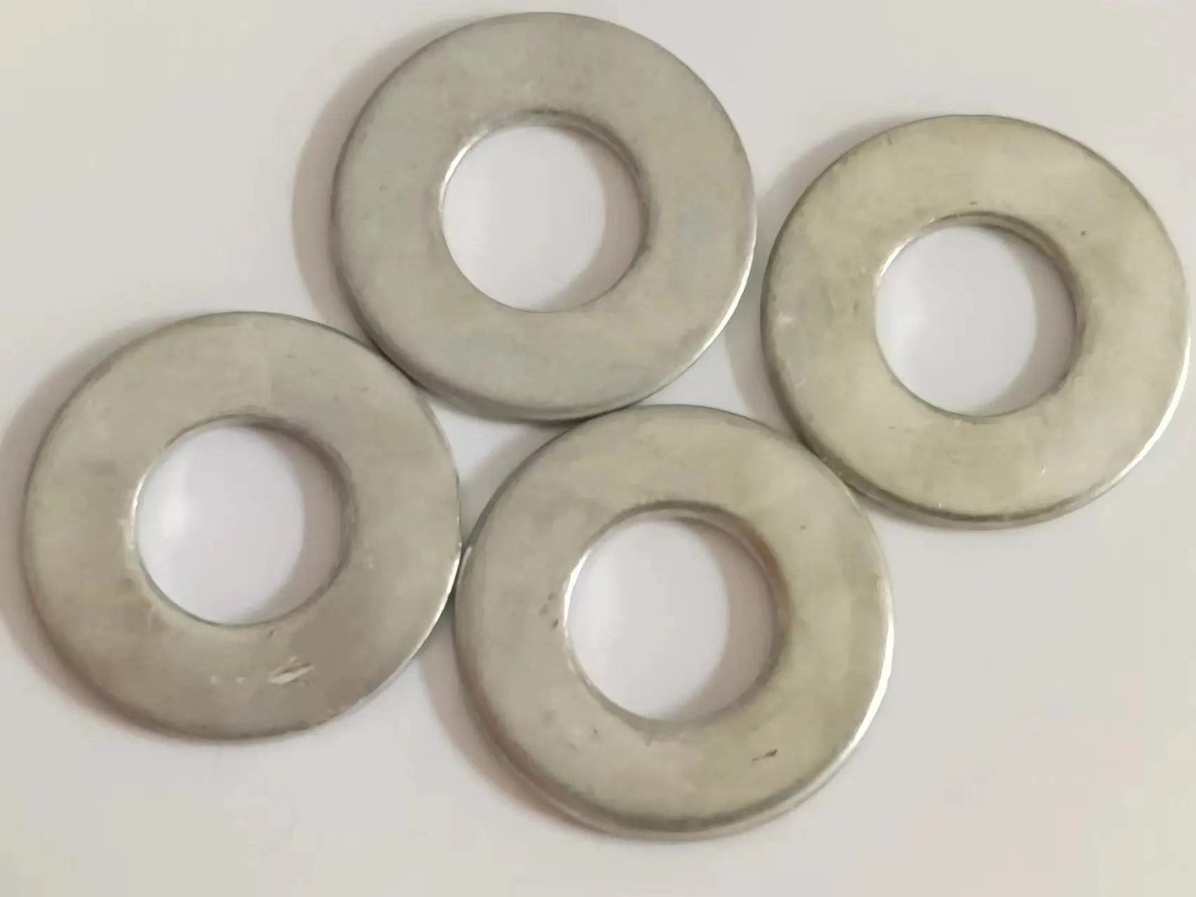 Factory wholesale customized size hot dip wear resistant DIN125A steel sealing Flat Washer