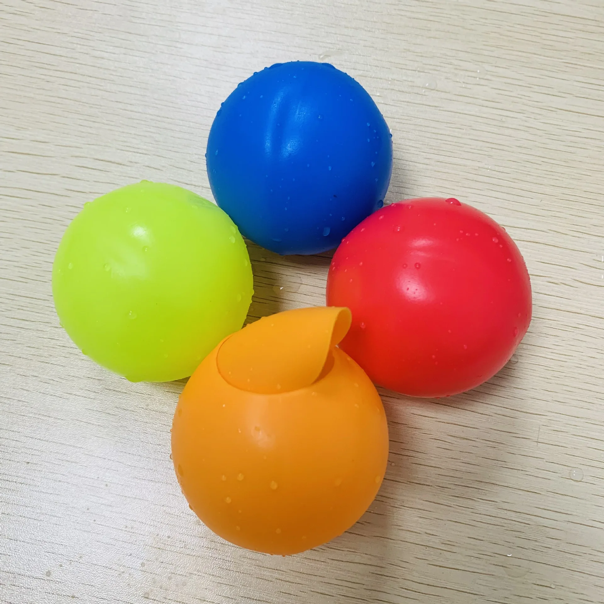Reusable Silicone Water Ball, Quick fill self sealing Balloons Bombs, Summer Outdoor Indoor Water Fighting Toy for Kids