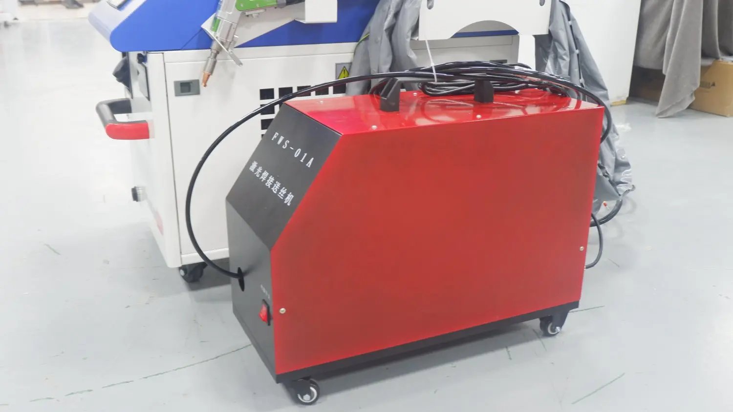 fiber laser welder 1000W 1500W 2000W laser rust cleaning machine laser cleaning solution