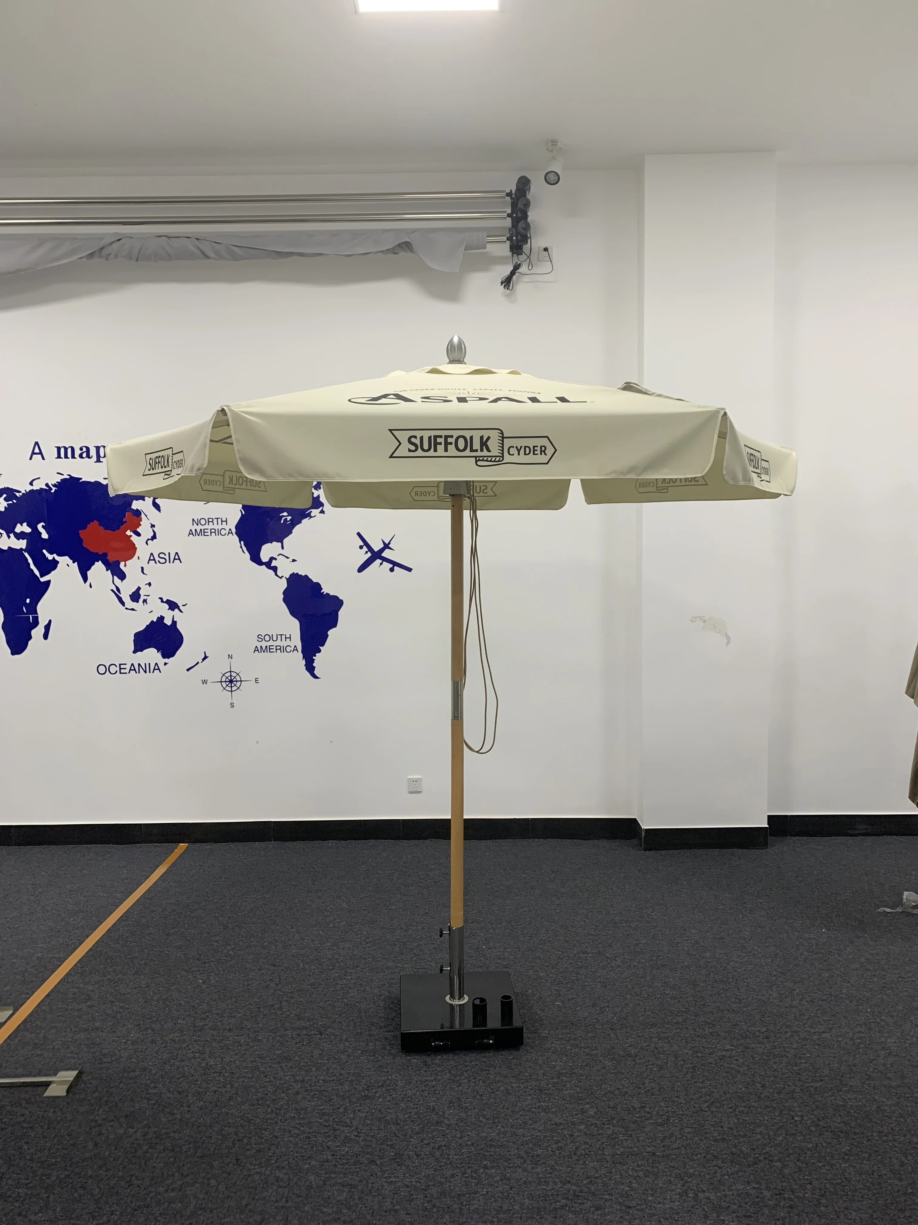 china factory big outdoor large patio umbrella parasol printed beach umbrella company logo customized branded beach umbrella