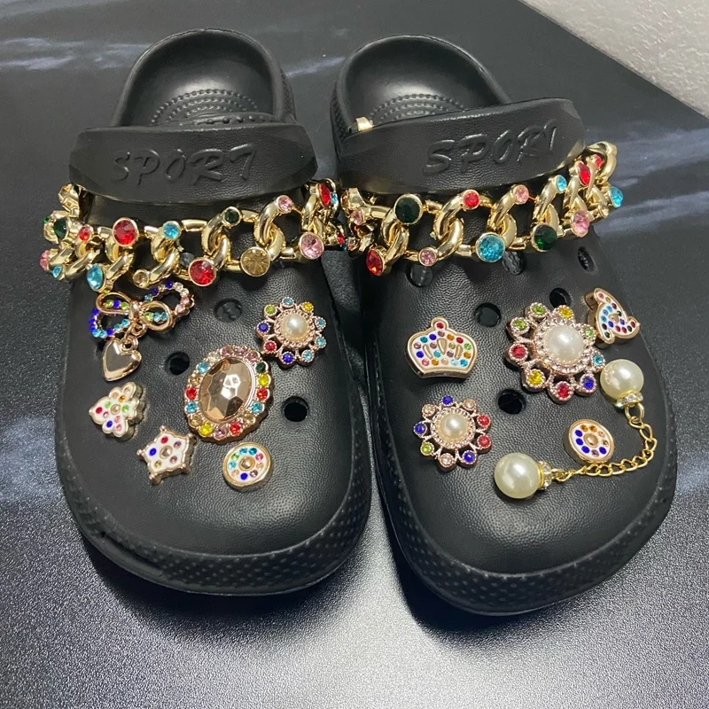 2022 Latest Women Wedge Ladies Garden Shoes Rhinestone Masonry Pearl Chain Clogs Slippers