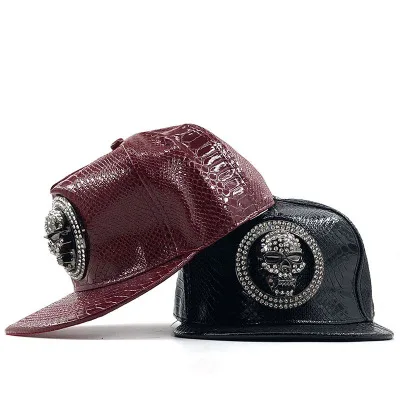 2021 Весенние новые стильные хорошо продаваемые модные хип-хоп бейсболки из искусственной кожи уличные популярные бейсболки