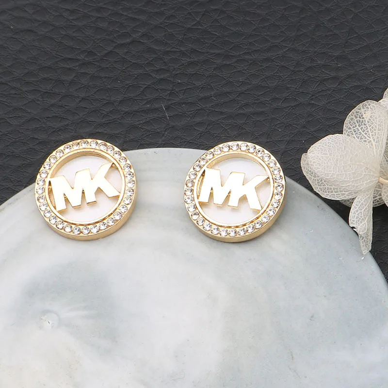 New Arrival Designer Jewelry Brand Earrings Luxury Letter Gold Stud Earrings for Women Jewelry Making